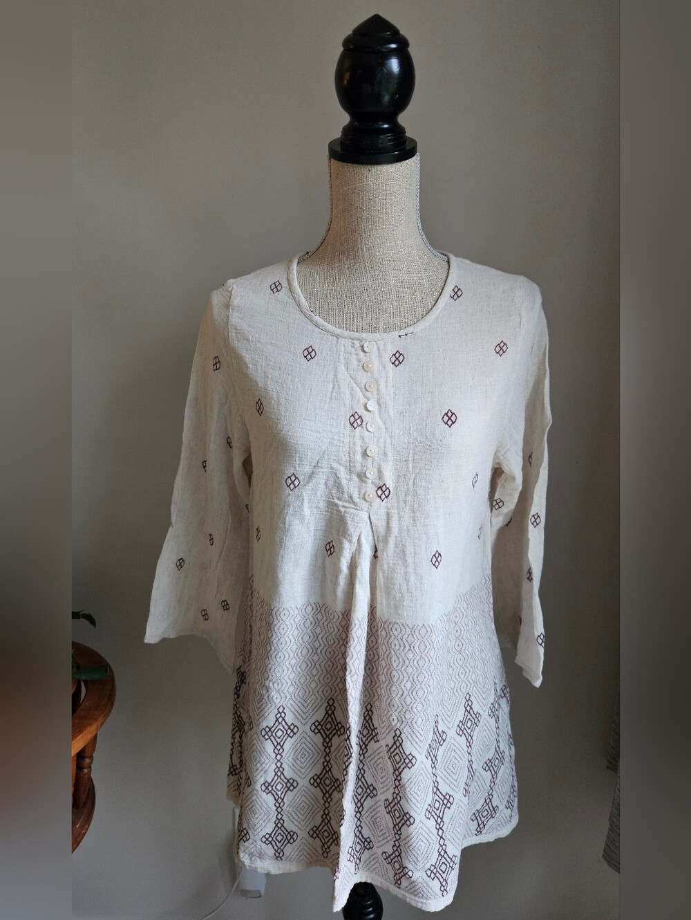 Light Cream Embroidered Button-Front Tunic